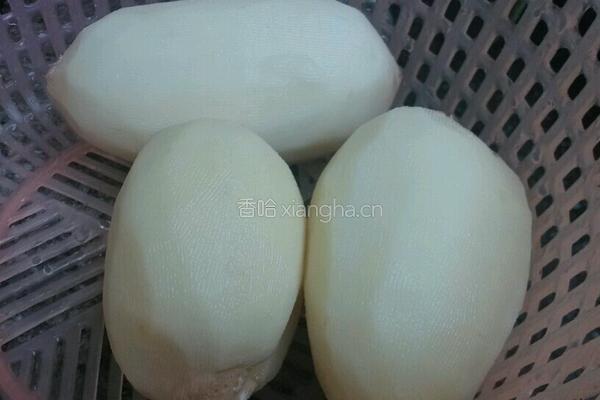 骨头莲藕汤的做法图解2