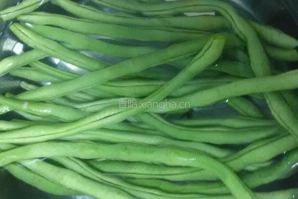 豆角炒肉沫的做法图解4