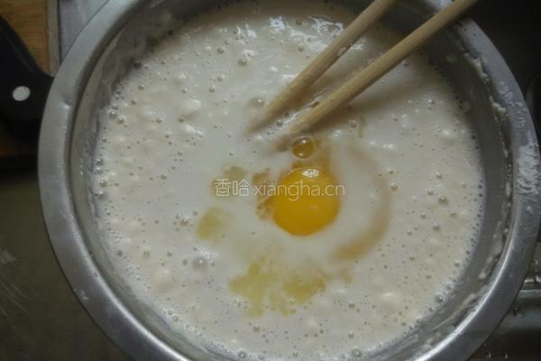 葱花鸡蛋煎饼的做法图解3