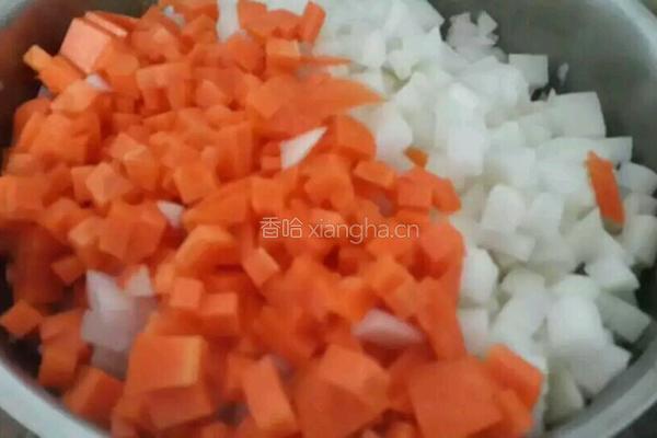 萝卜饺的做法图解1