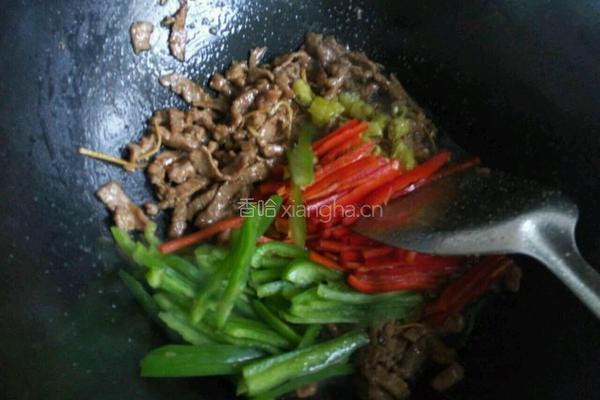 酸辣牛肉丝的做法图解5