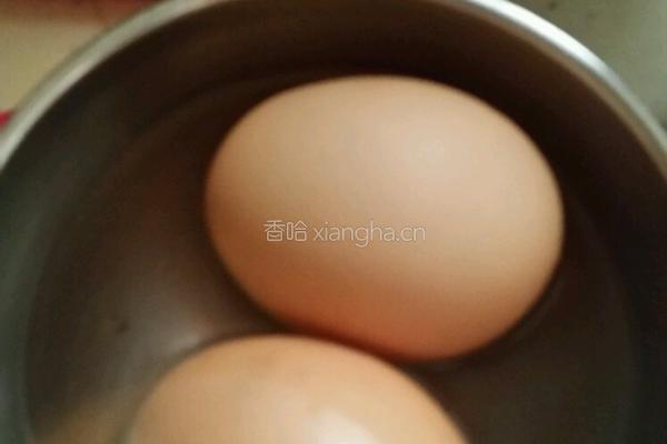 自制出油咸鸡蛋的做法图解3