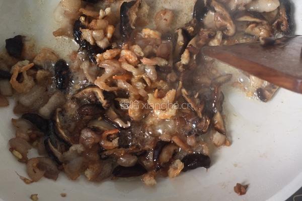 黄花菜炒粉丝的做法图解5