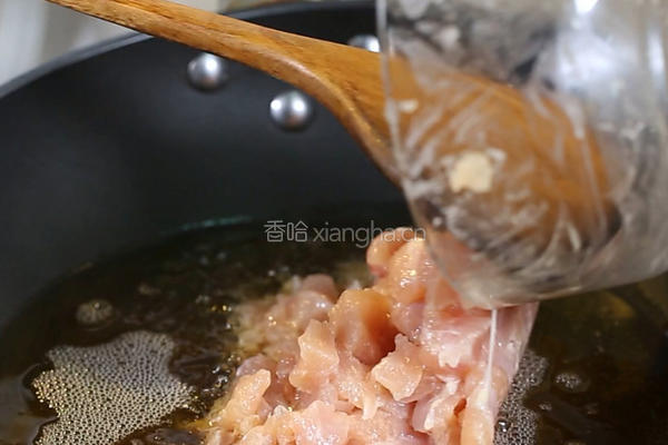 青笋炒鸡丁的做法图解6