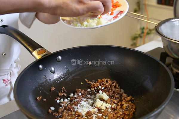 肉沫炒黄豆的做法图解4