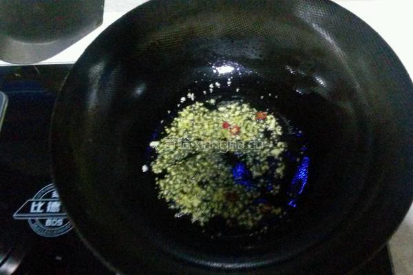 炒菜心的做法图解3
