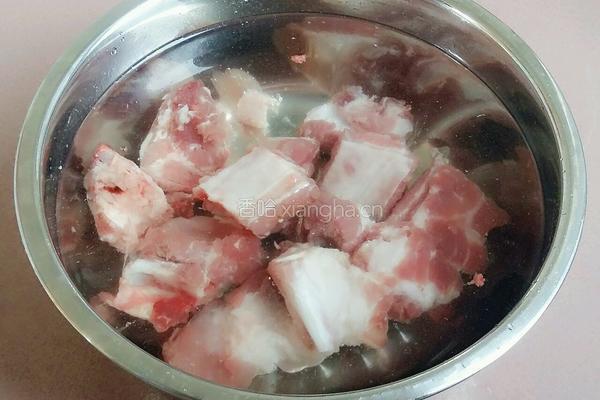 木瓜黄豆排骨汤的做法图解3