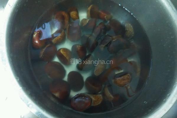 油炒板栗的做法图解2