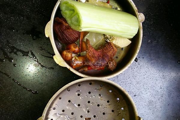 牛骨肉汤饸饹面的做法图解3