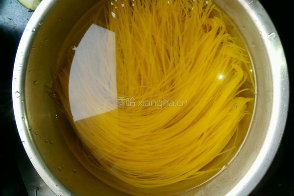 牛骨肉汤饸饹面的做法图解7