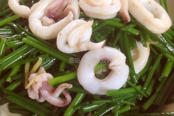 鲜鱿炒韭苔的做法图解10