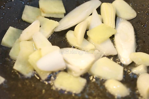 杏鲍菇炒肉片的做法图解9