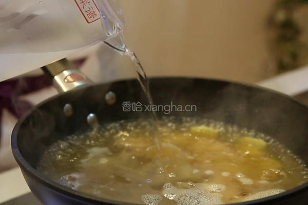 玉米胡萝卜排骨汤的做法图解6