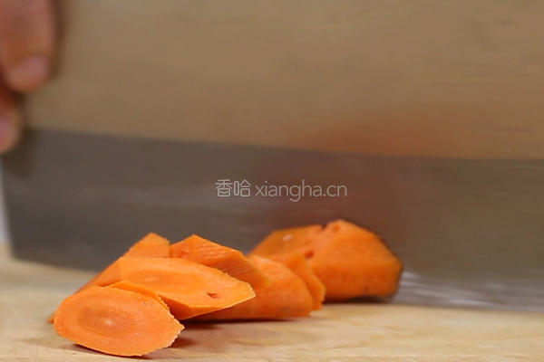 红根牛肉的做法图解1