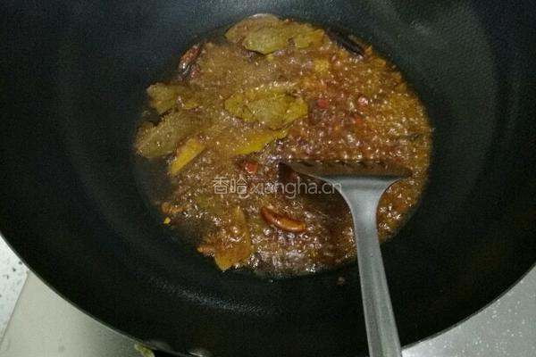 胡萝卜烧排骨的做法图解3