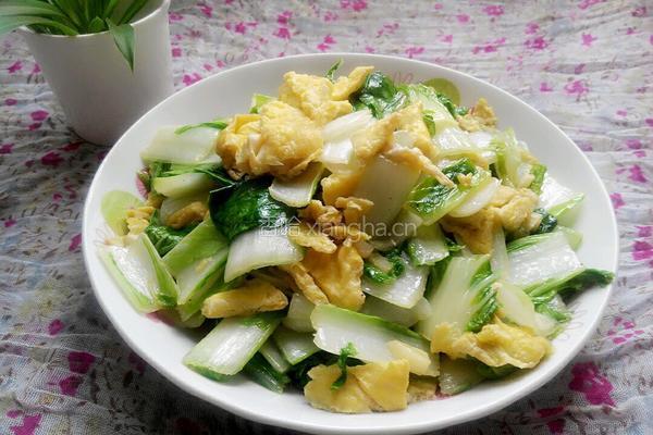 毛白菜炒鸡蛋的做法图解9