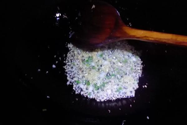 三色虾仁的做法图解8