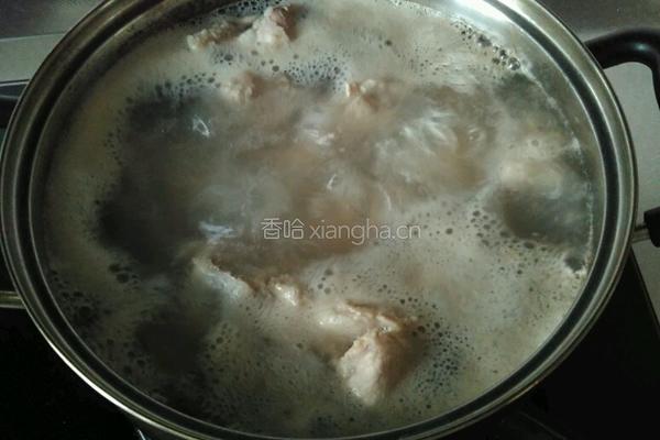 排骨炖豆角的做法图解3
