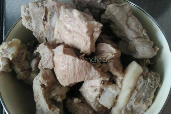 排骨炖豆角的做法图解4