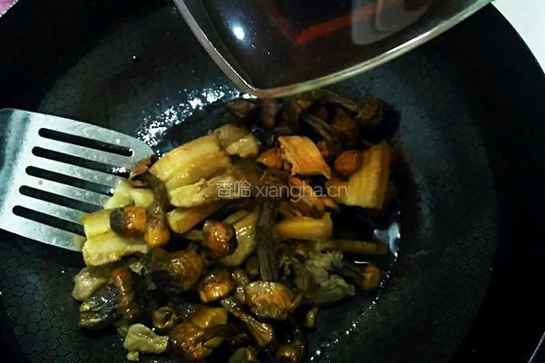 姬松茸炒肉的做法图解16