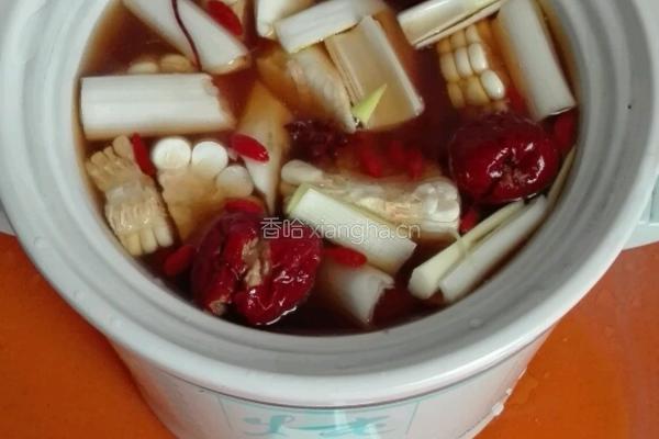 玉米山药炖排骨的做法图解4