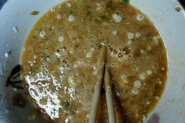 榨菜鸡蛋饼的做法图解3