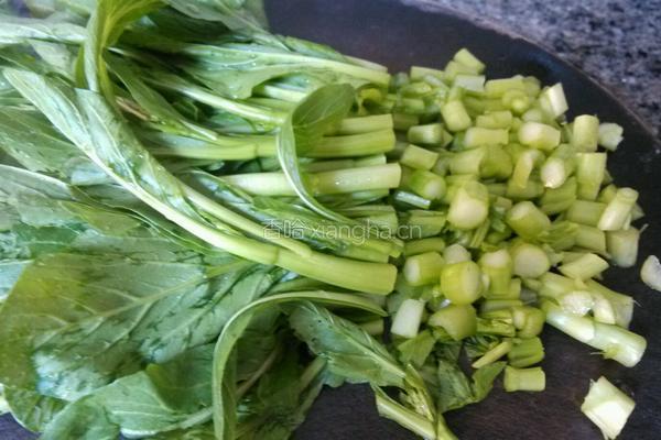 油渣炒菜心末的做法图解6