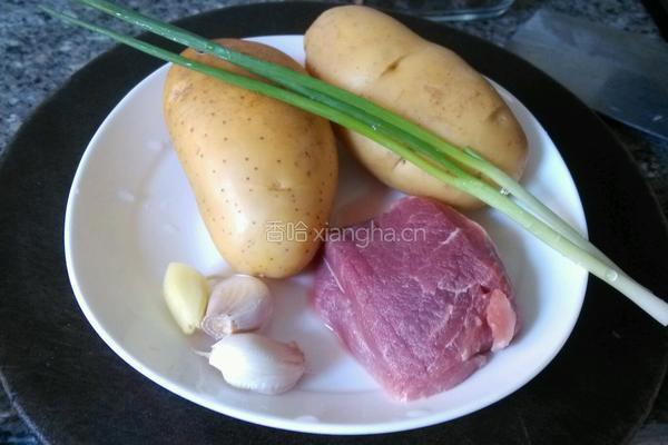 土豆炒肉丝的做法图解1