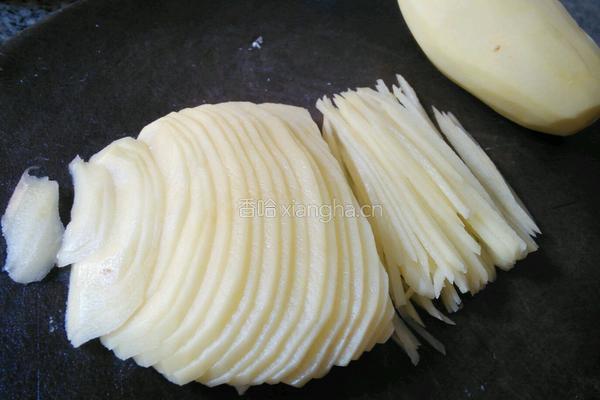 土豆炒肉丝的做法图解4