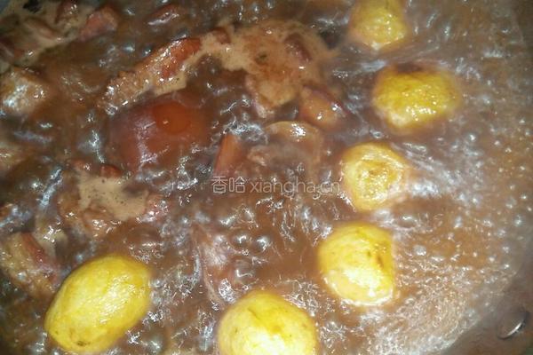 红烧肉扒土豆仔的做法图解6