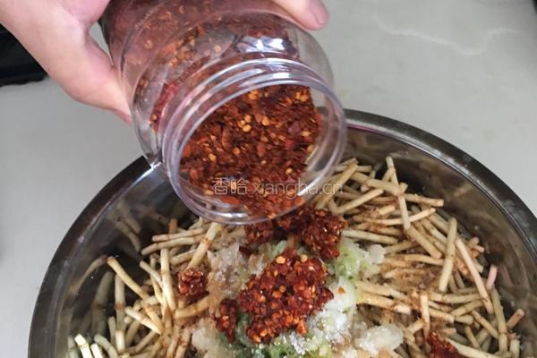 凉拌折耳根（鱼腥草）的做法图解7