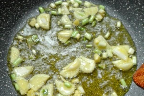 土豆烧排骨的做法图解8