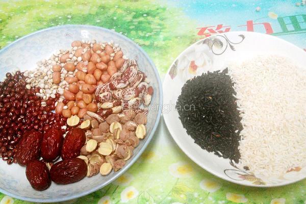 黑白糯米粥的做法图解1