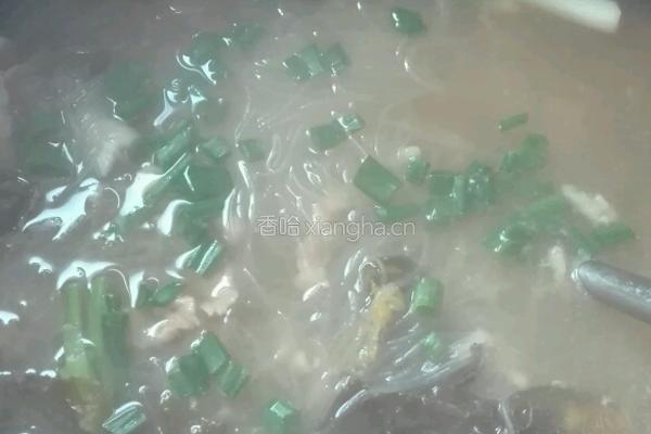 酸菜肉丝粉丝汤的做法图解12