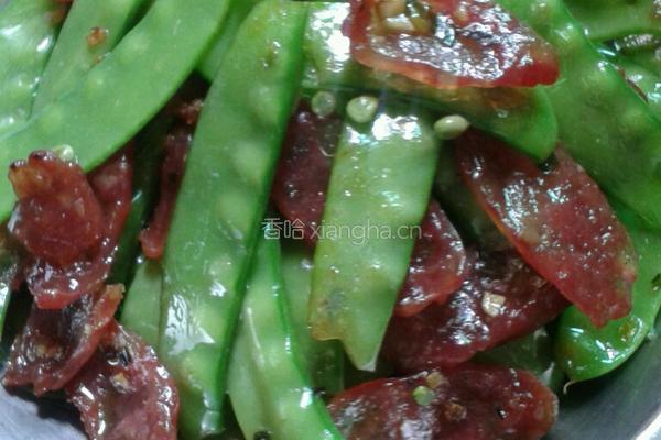 荷兰豆炒广式腊肠的做法图解7