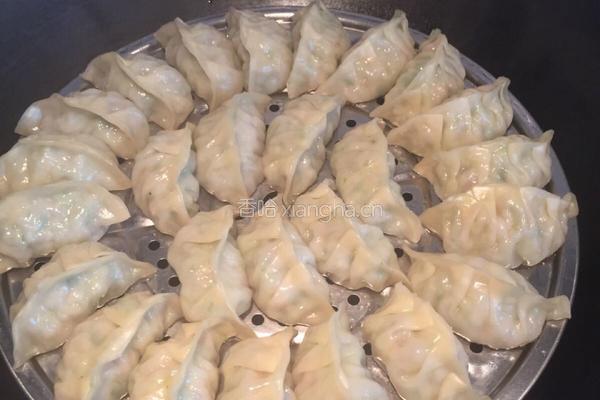 白菜马蹄饺子的做法图解3