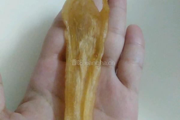 鱼胶田七汤的做法图解2