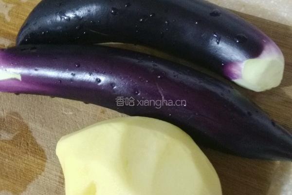 肉冒茄子土豆条的做法图解1