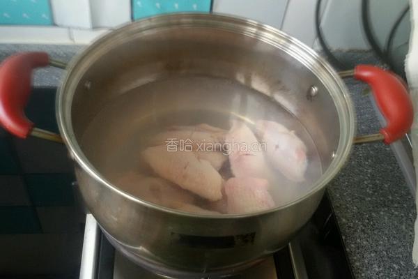 板栗烧鸡翅的做法图解3