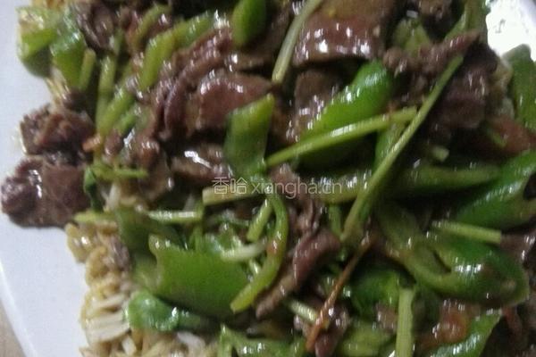 牛肉青椒炒河粉的做法图解4