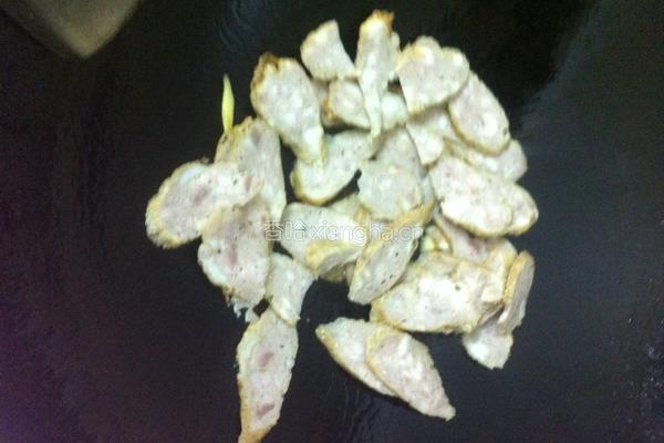 红萝卜炒肉卷的做法图解5