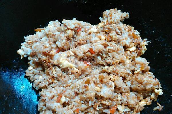 蛋炒饭（剁椒版）的做法图解5