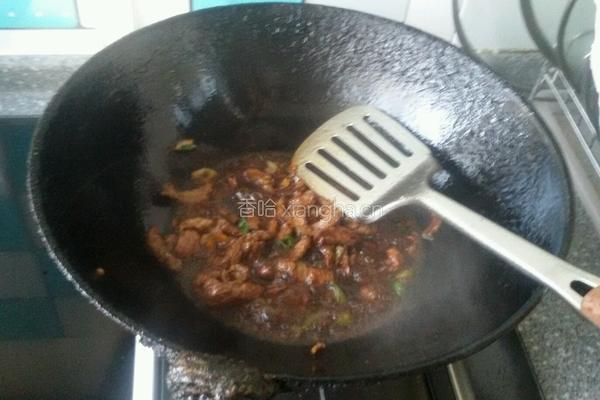 豆腐泡炒雪里蕻的做法图解5