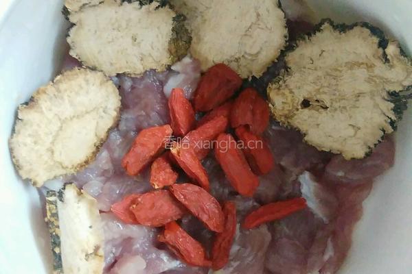 黑玛卡炖瘦肉的做法图解3