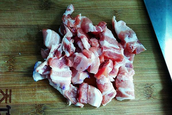 红烧肉焖茄子的做法图解2