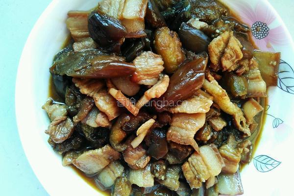 红烧肉焖茄子的做法图解16
