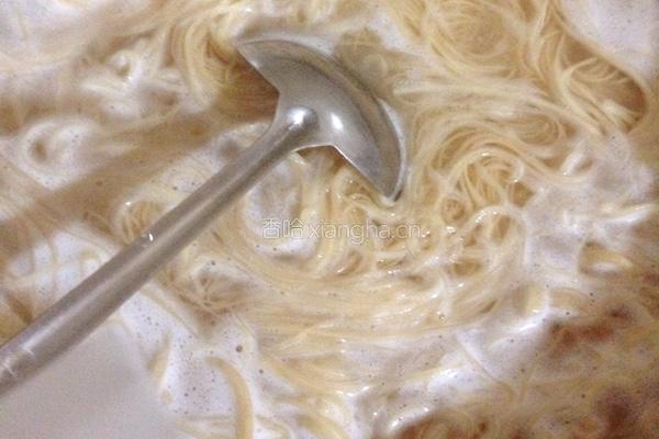 潮汕炒面线的做法图解1