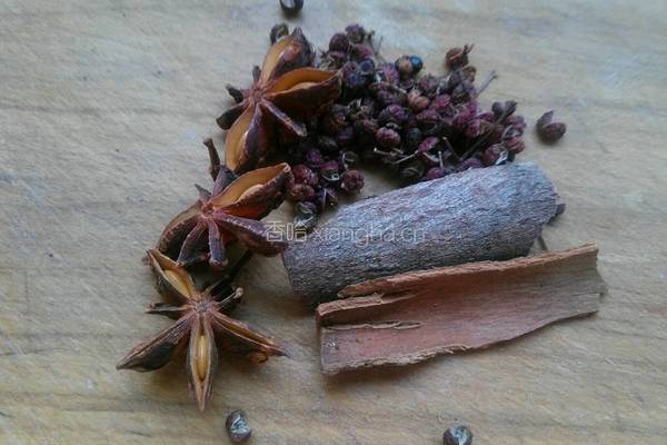 板栗煲牛肉的做法图解3
