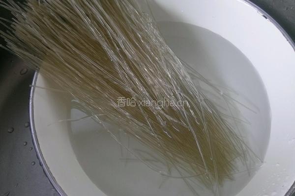 螃蟹炖大菜的做法图解3