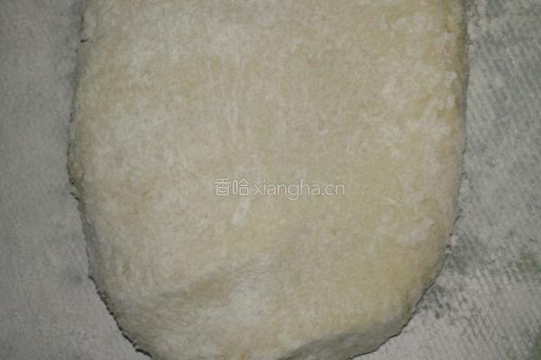 鱼泥花饺会包子的做法图解3